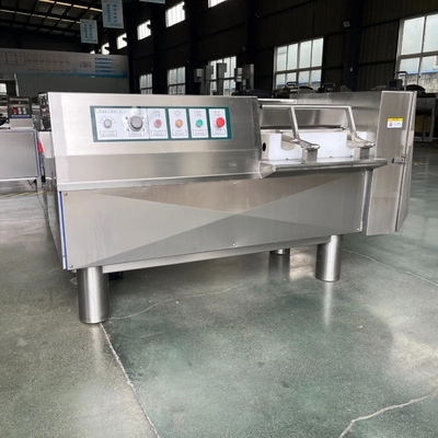 Cortador de cubo de carne de acero inoxidable de 3 kW diseñado para el procesamiento higiénico de la carne