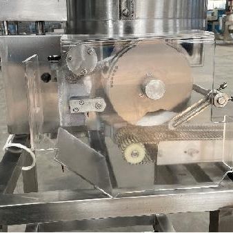 Máquina de moldeado automático de hamburguesas de pollo y tortitas de pollo
