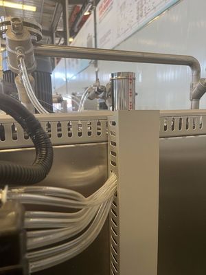 Fuego de horno para el procesamiento de pescado, carne de res, pollo y carne de pollo 2.2 potencia del motor y acero inoxidable