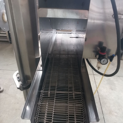 Procesamiento térmico Máquina de procesamiento de aves de corral Flouring personalizado para necesidades personalizadas