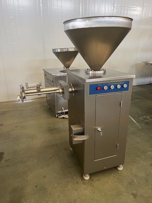 Máquina para hacer salchichas de 60L con construcción y paquete resistentes Tamaño de 120cm * 800cm * 120cm