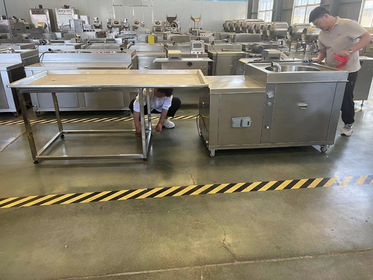 Máquina para hacer salchichas de 60L con construcción y paquete resistentes Tamaño de 120cm * 800cm * 120cm